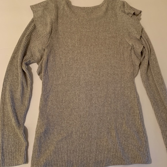 Lucky brand ribbed long flutter sleeve top grey - Picture 6 of 6